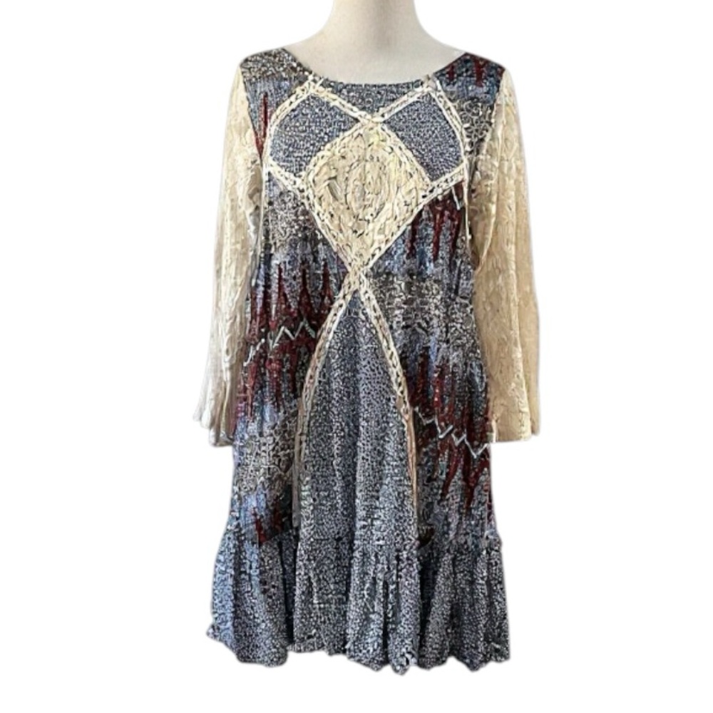 UMGEE BOHO MINI DRESS WITH CROCHETED LACE BELL SLEEVES BLUE MULTICOLORED SIZE M